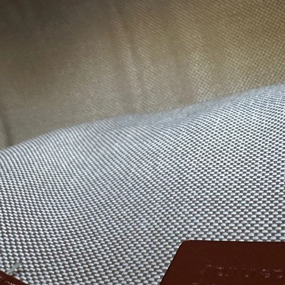 New!!! GG Tan Leather Crossbody Bag - Picture 17 of 17